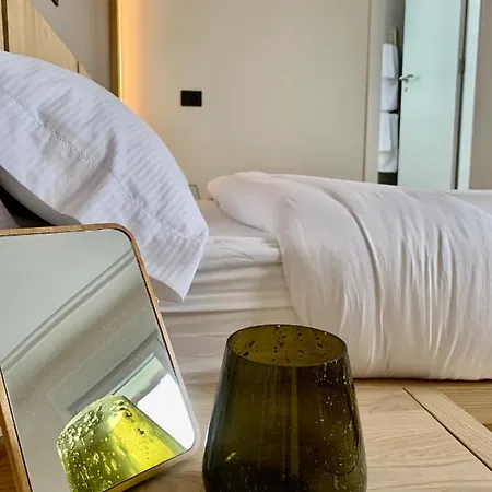 Black House - Feel The Vibe Apartament Vigo