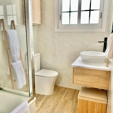 Black House - Feel The Vibe Apartment Vigo