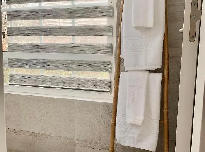 Διαμέρισμα Black House - Feel The Vibe *