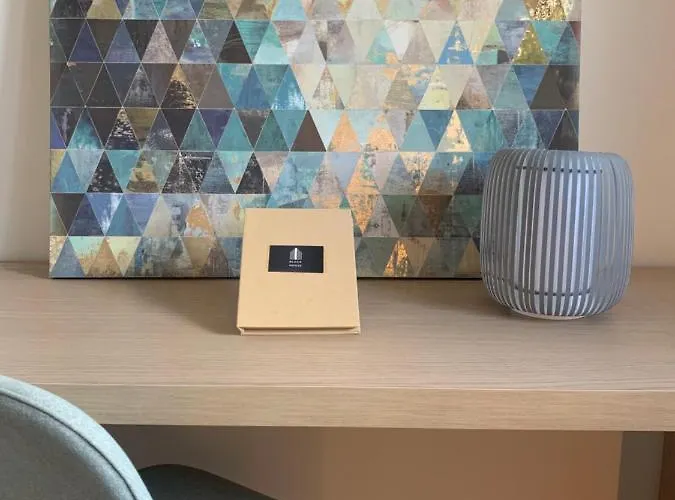 Black House - Feel The Vibe Βίγκο